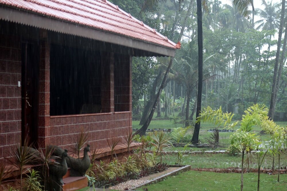 Фото Neelambari Ecotourism