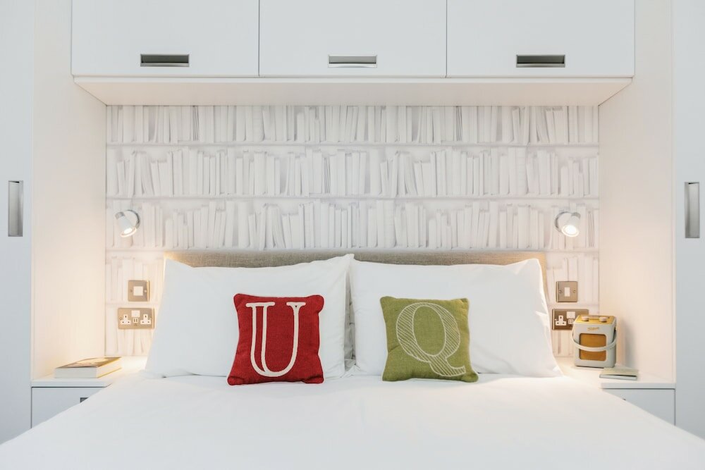 Фото Urban Quarters Serviced Apartments