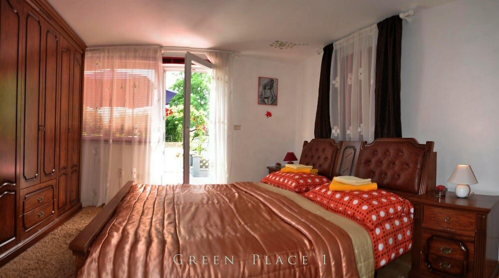 Фото Apartments Green Place