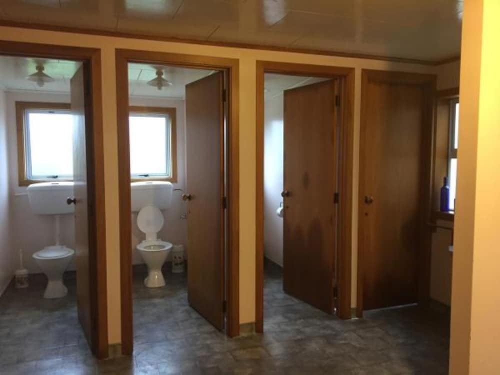 Фото Kokatahi Valley Country Inn