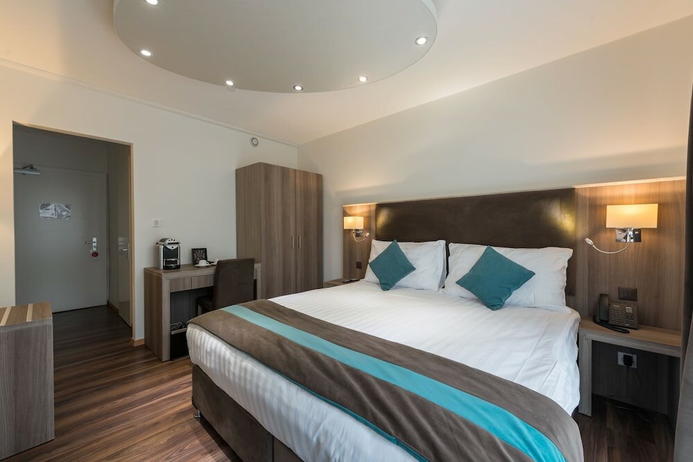 Фото Hotel Rousseau