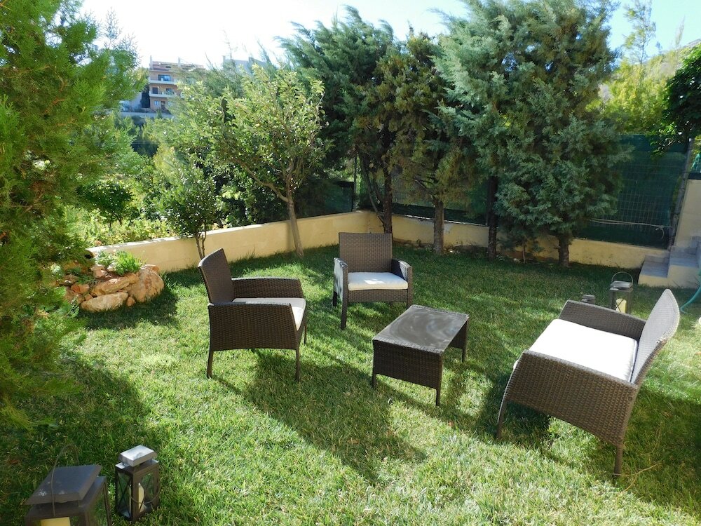 Фото Helen's Villa