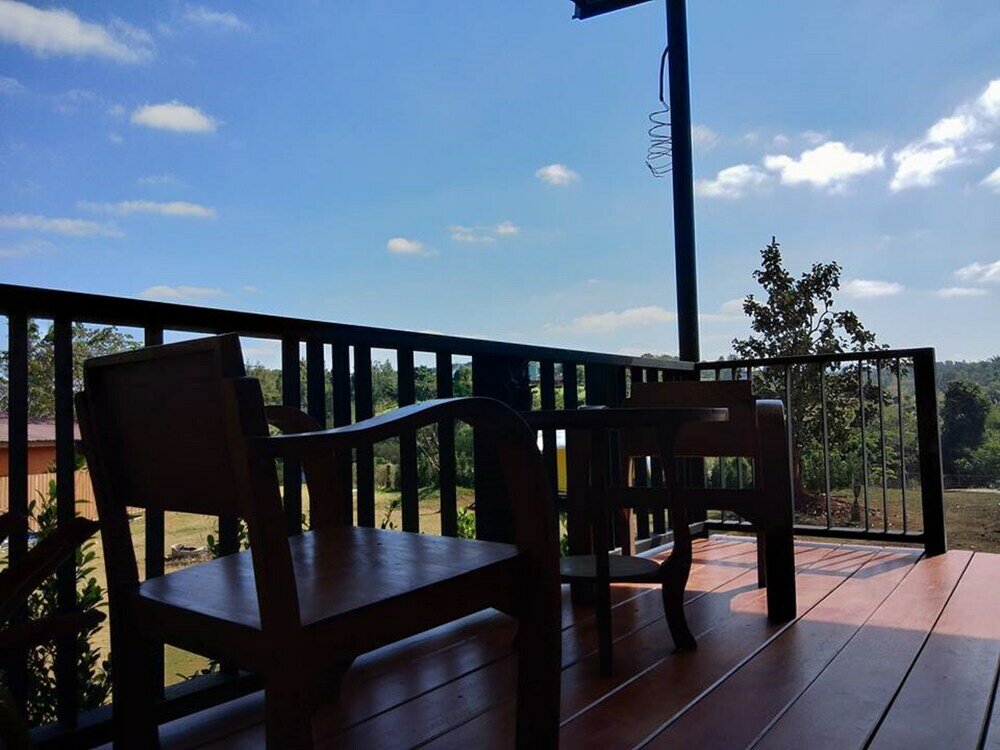 Фото Silathong Coffee and Flower