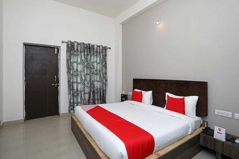 Фото Oyo 10967 Dhola Maru Resort