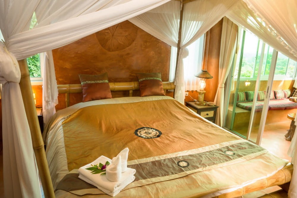 Фото Monmaen Resort & SPA