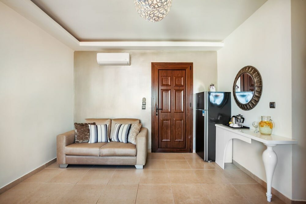 Фото Philoxenia SPA Hotel