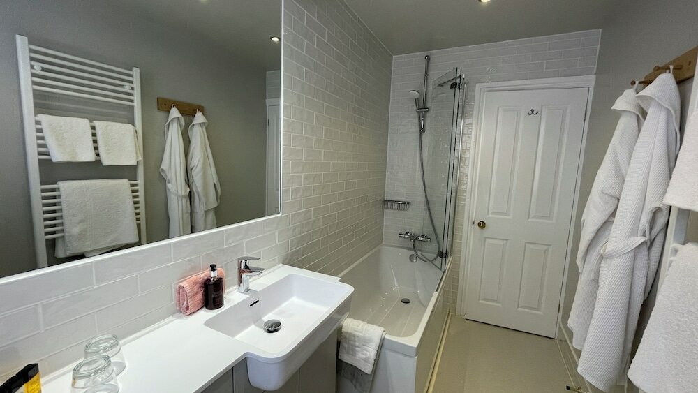 Фото Yorke Lodge Bed & Breakfast