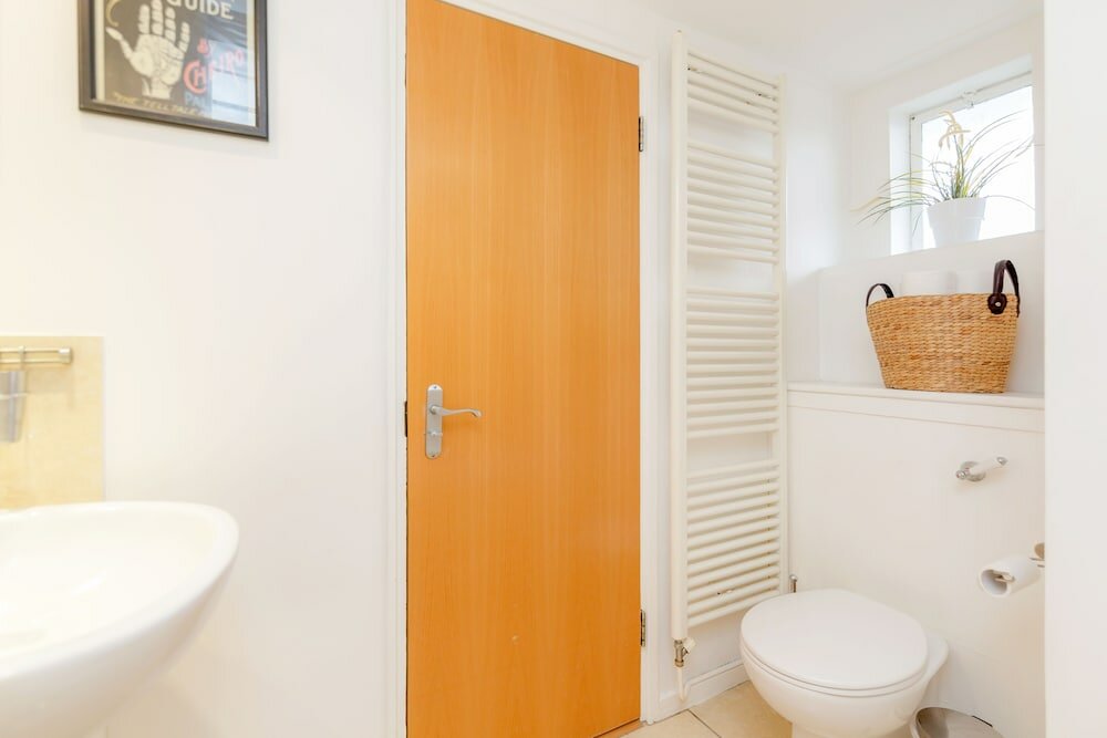 Фото Holland Park Heights by BaseToGo