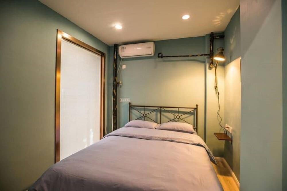 Фото Crosme Theme Hotel