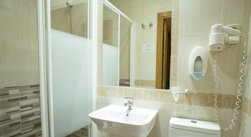 Фото Hostal Bianco