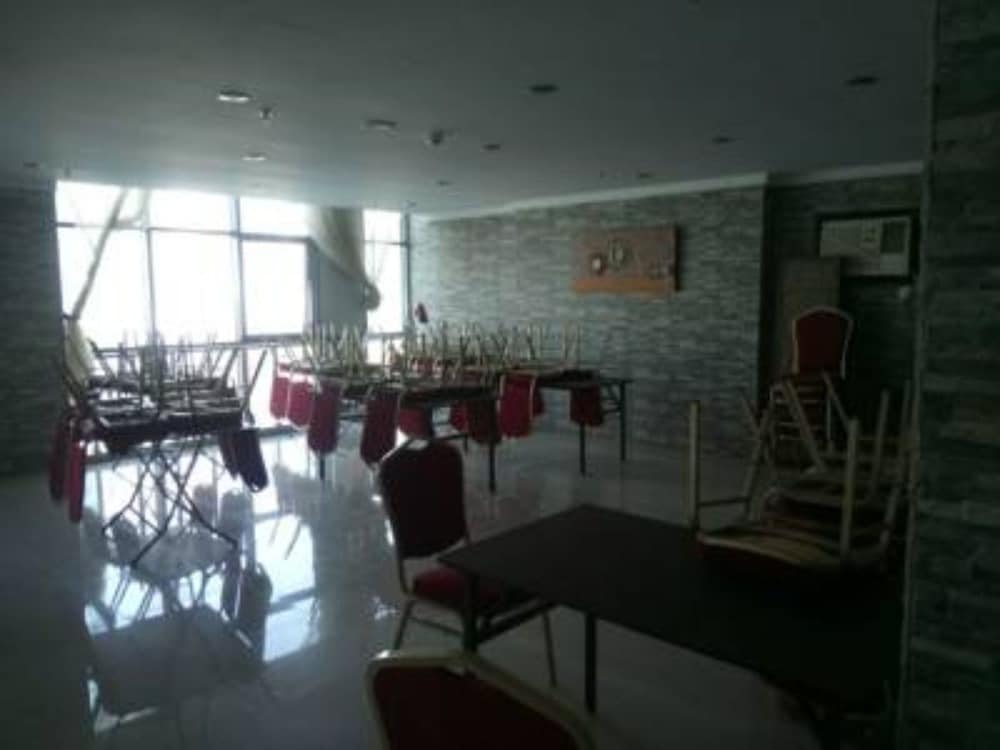 Фото Aayan Al Shisha Hotel