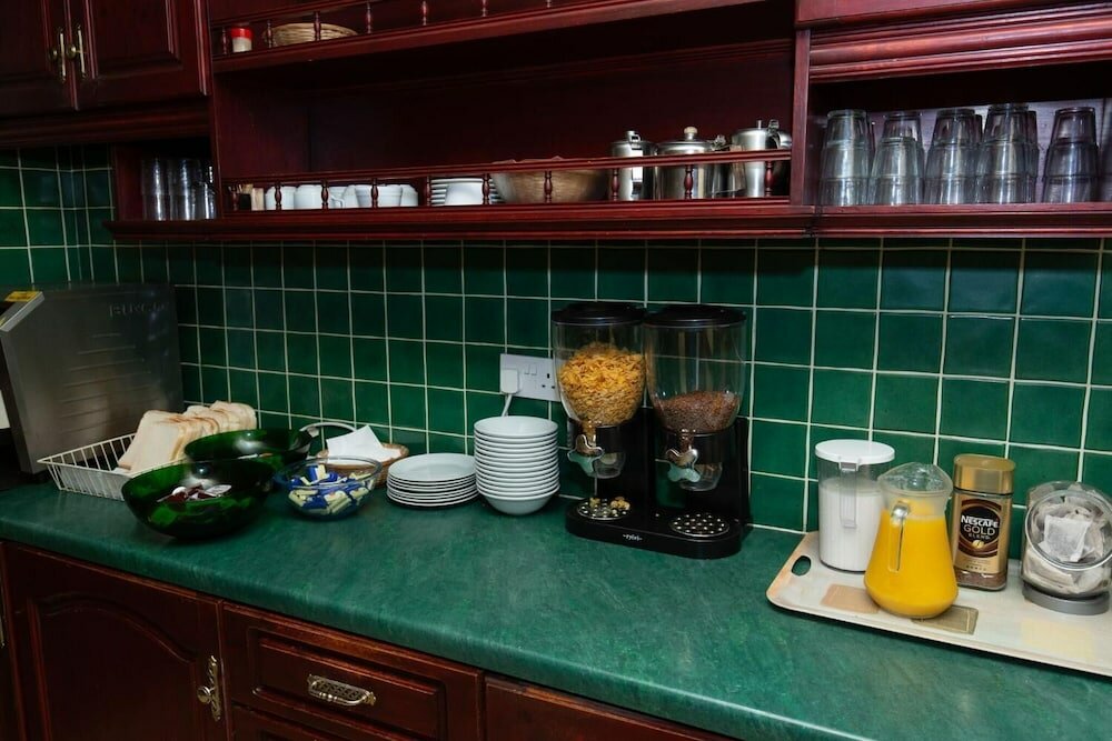 Фото The Riviera Hotel