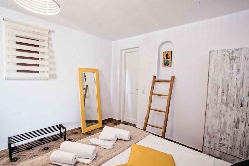 Фото Myconian brothers