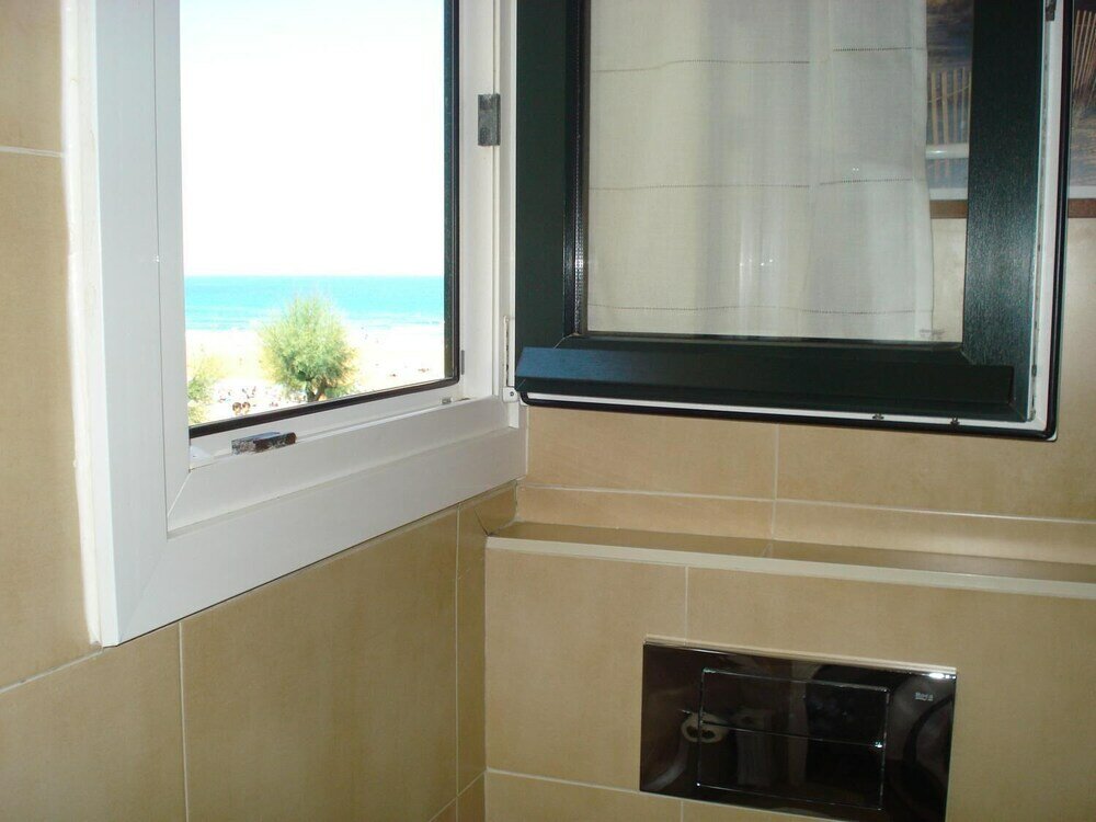 Фото Pensión Zarauz Playa