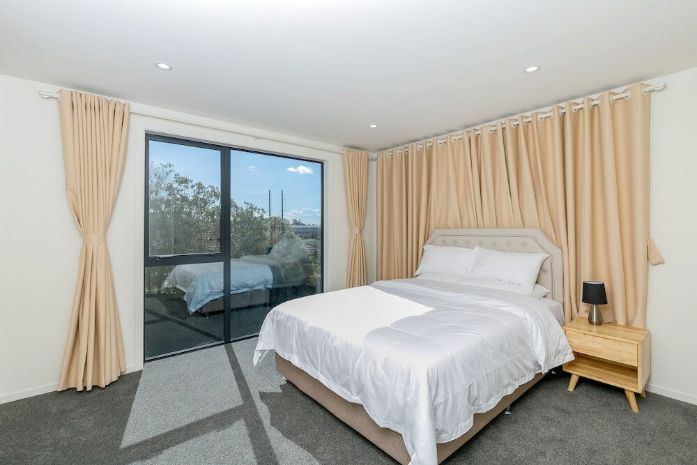 Фото Hero Holiday House L12