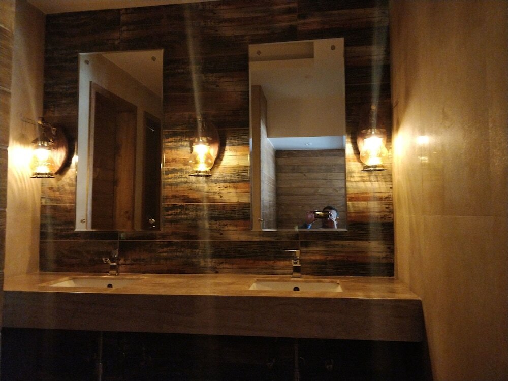 Фото Hotel Yelchiko