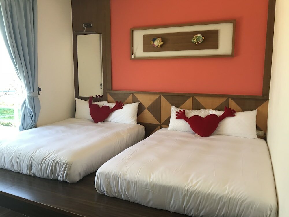 Фото Hjs Guest House