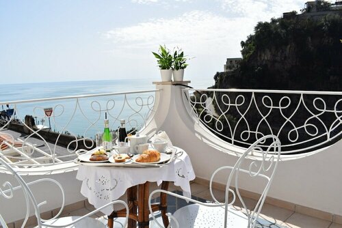 Гостиница Villa Guarracino Amalfi