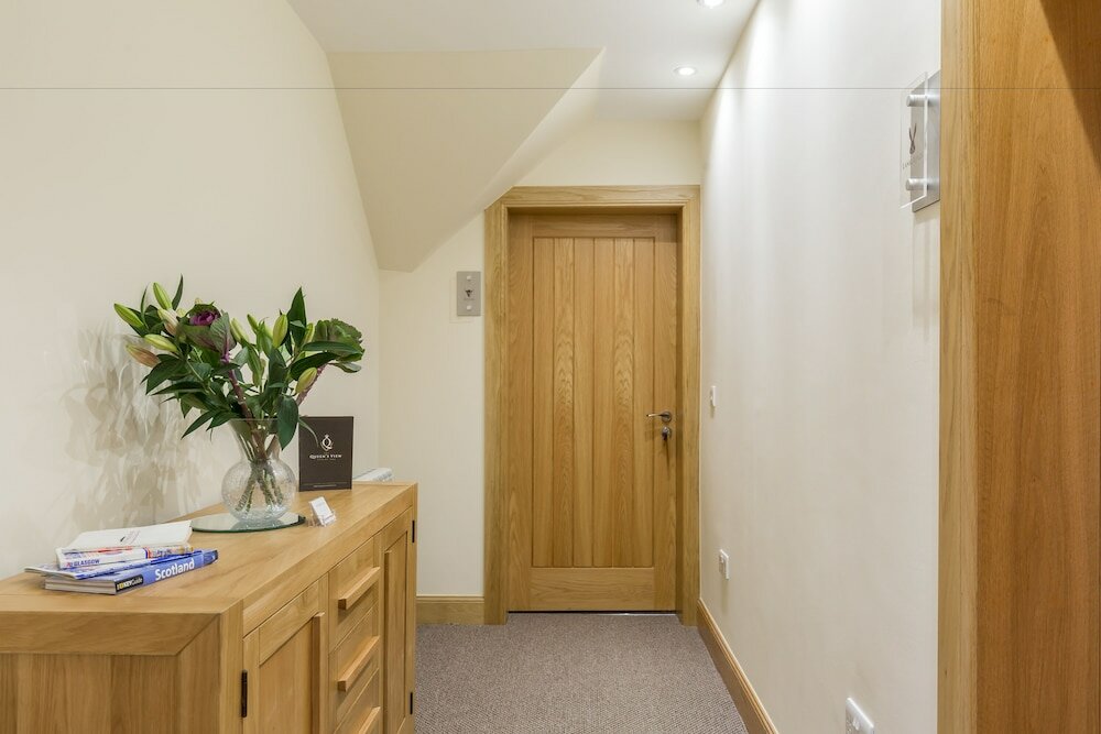 Фото The Queens View Luxury B&b