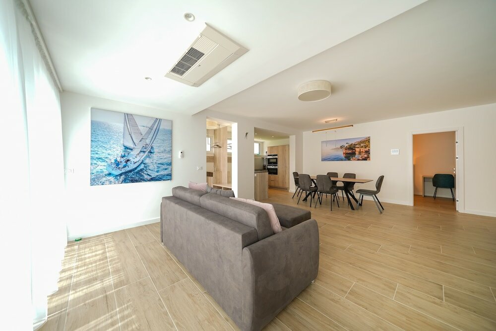 Фото SunAdria Apartments