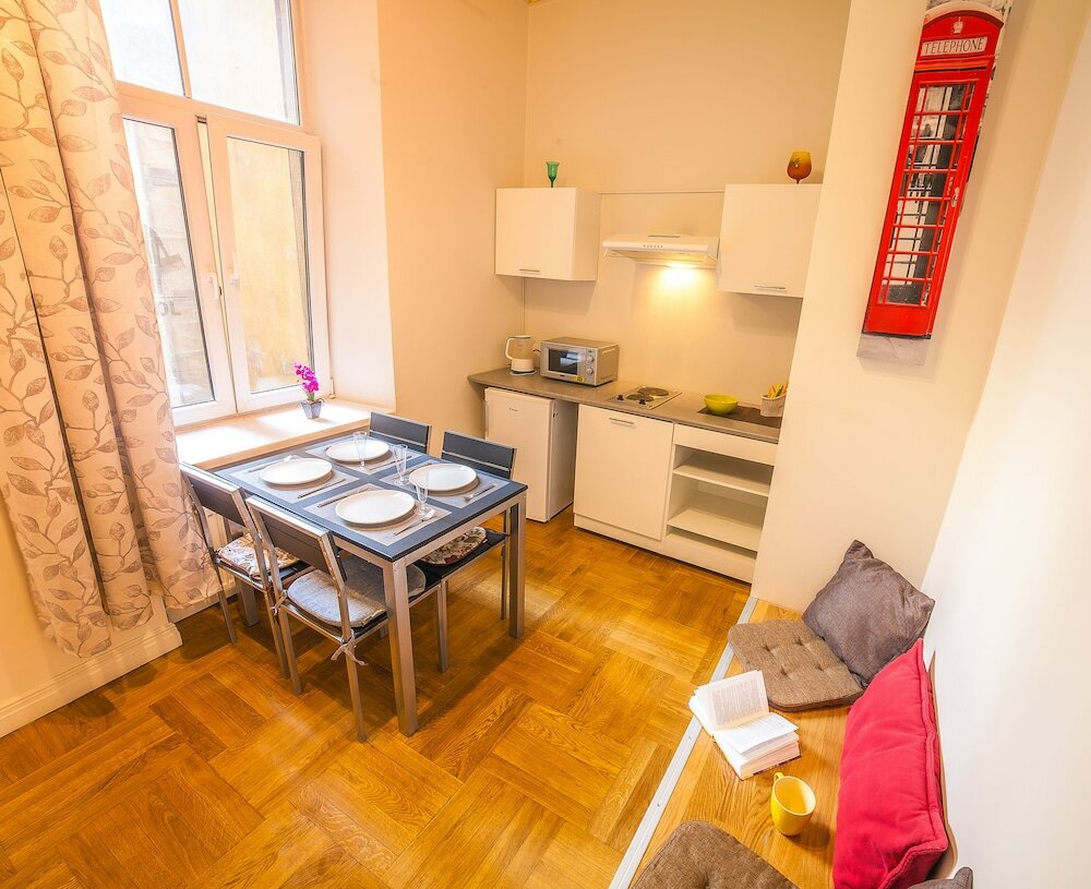 Фото Апартаменты Mosaic Center