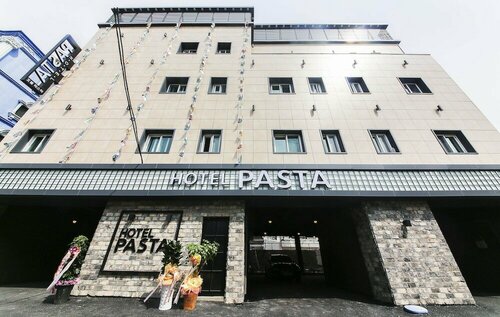 Гостиница Jinhae Pasta Hotel в Чханвоне