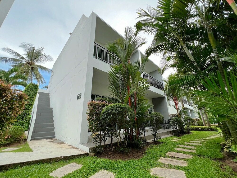 Фото The Serenity Resort