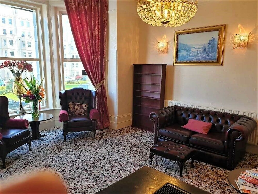 Фото The Ellesmere Hotel