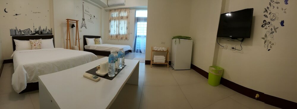 Фото Small Wide Home