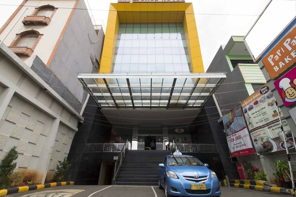 Фото отеля 1