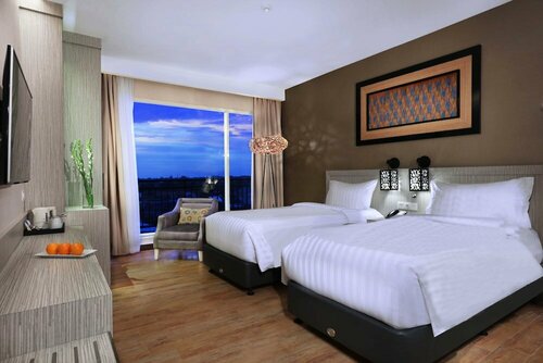 Отель Harper Perintis Makassar в Макасаре