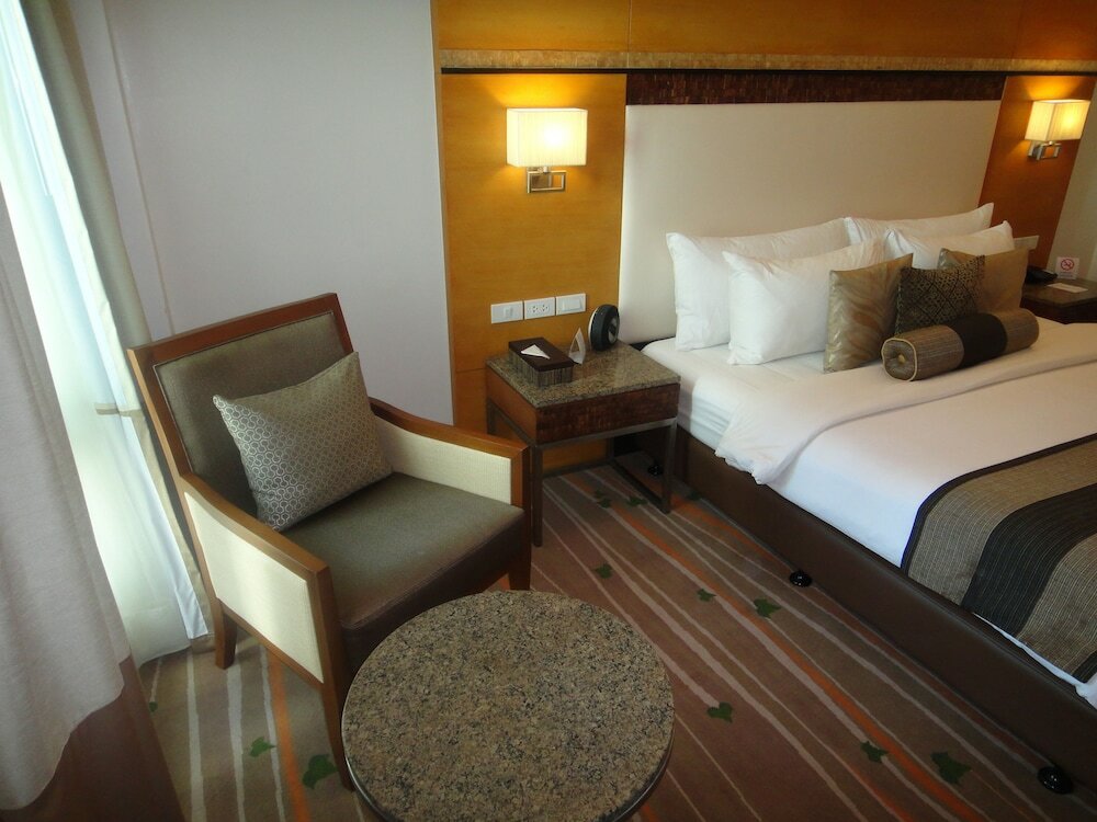 Фото Best Western Plus The Ivywall Hotel