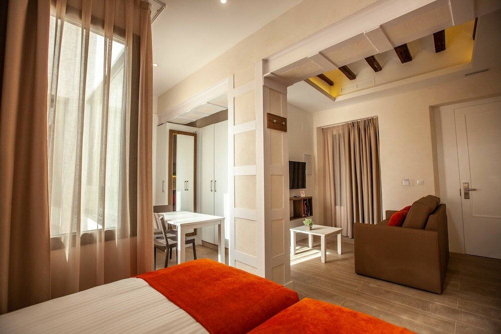 Фото Apartamentos Maier