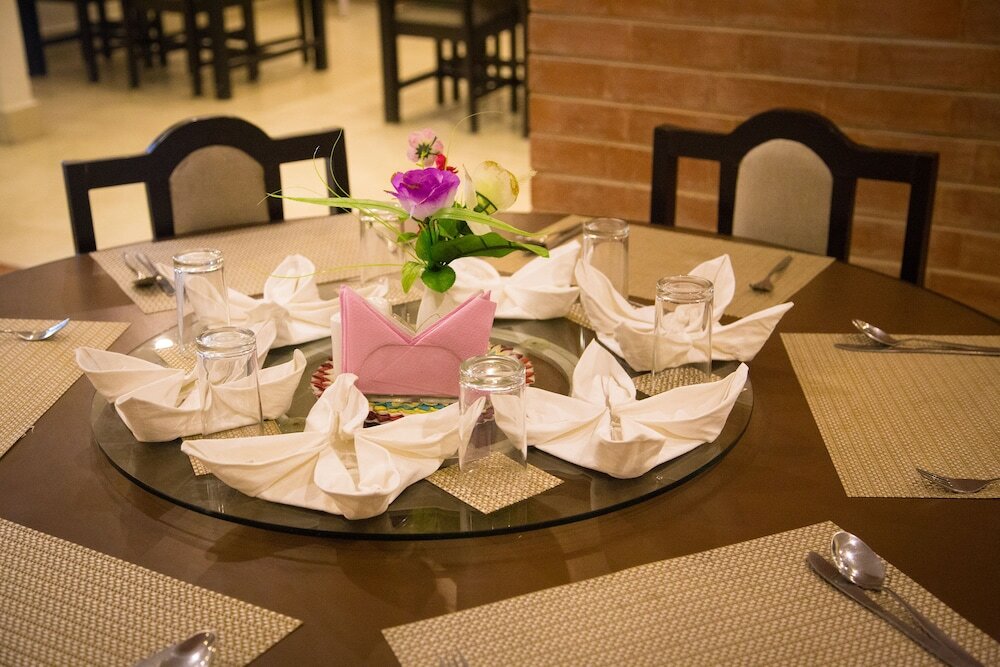 Фото Hotel Ananda Inn