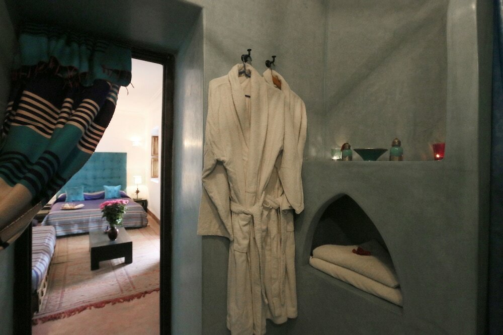 Фото Riad Al Anouwar