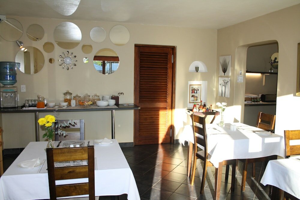 Фото O'Hannas B&b and Self Catering