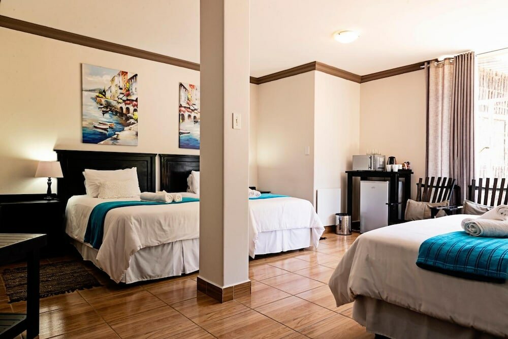 Фото B at Home Guesthouse Piet Retief