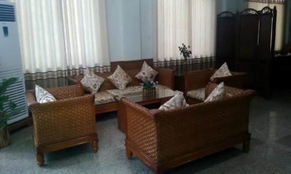 Фото The Home Hotel