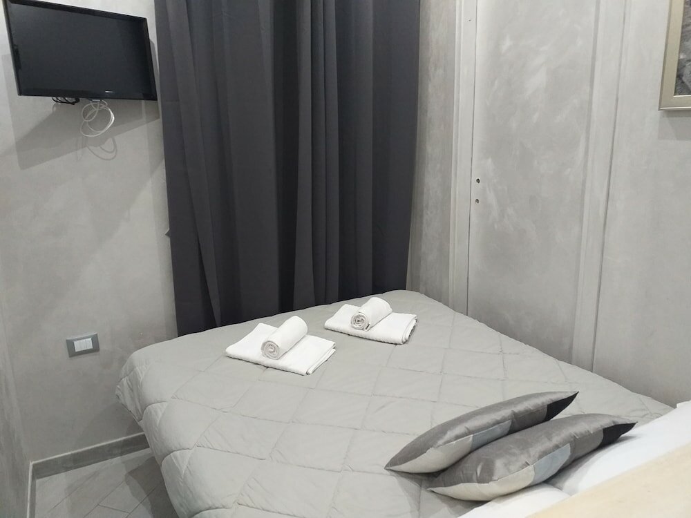 Фото Frattina Apartments