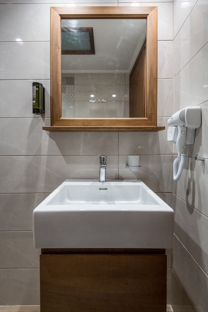 Фото Angela Hotel