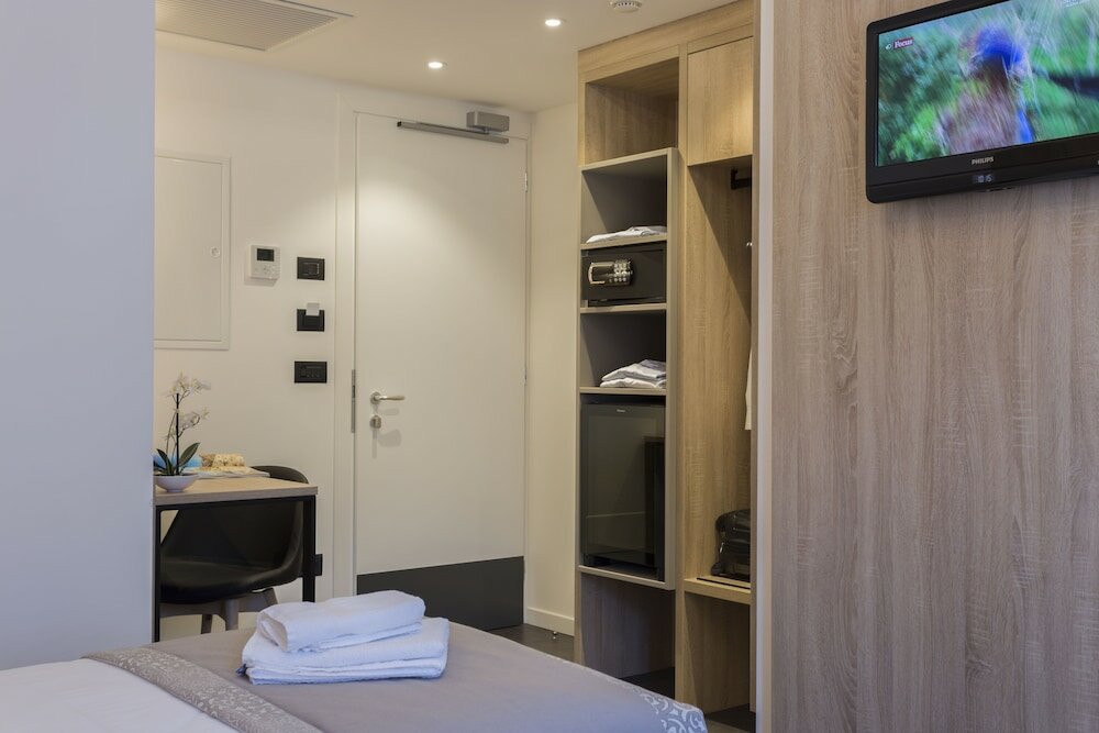 Фото Tourist Hotel