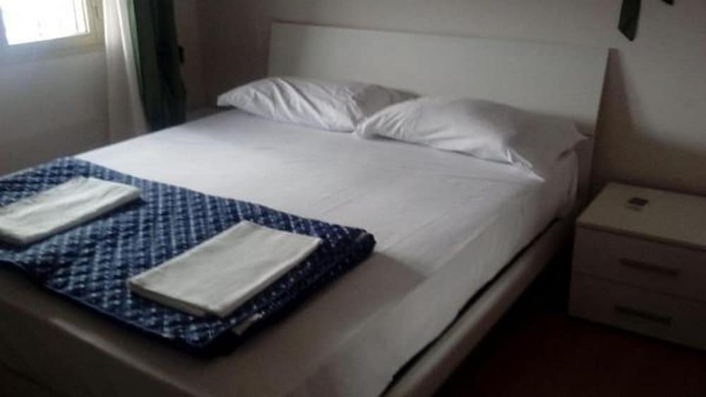 Фото Stazione Centrale