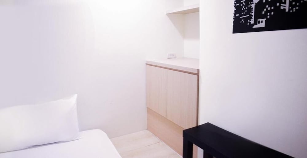 Фото StarBox Hostel