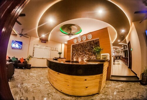 Гостиница Triton Beach Hotel & SPA в Маафуши