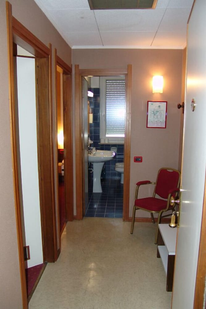 Фото Hotel Fiesta