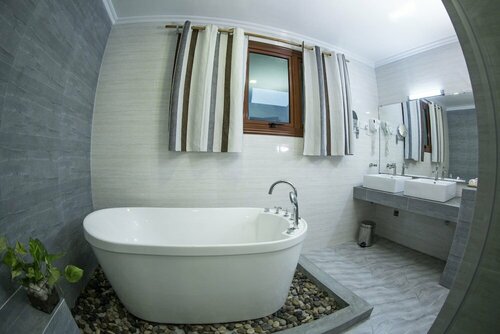 Гостиница Triton Beach Hotel & SPA в Маафуши