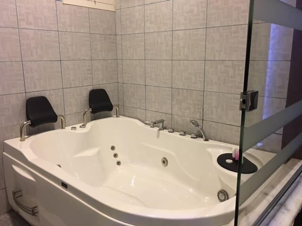 Фото Taleen AlSahafa Hotel Apartments