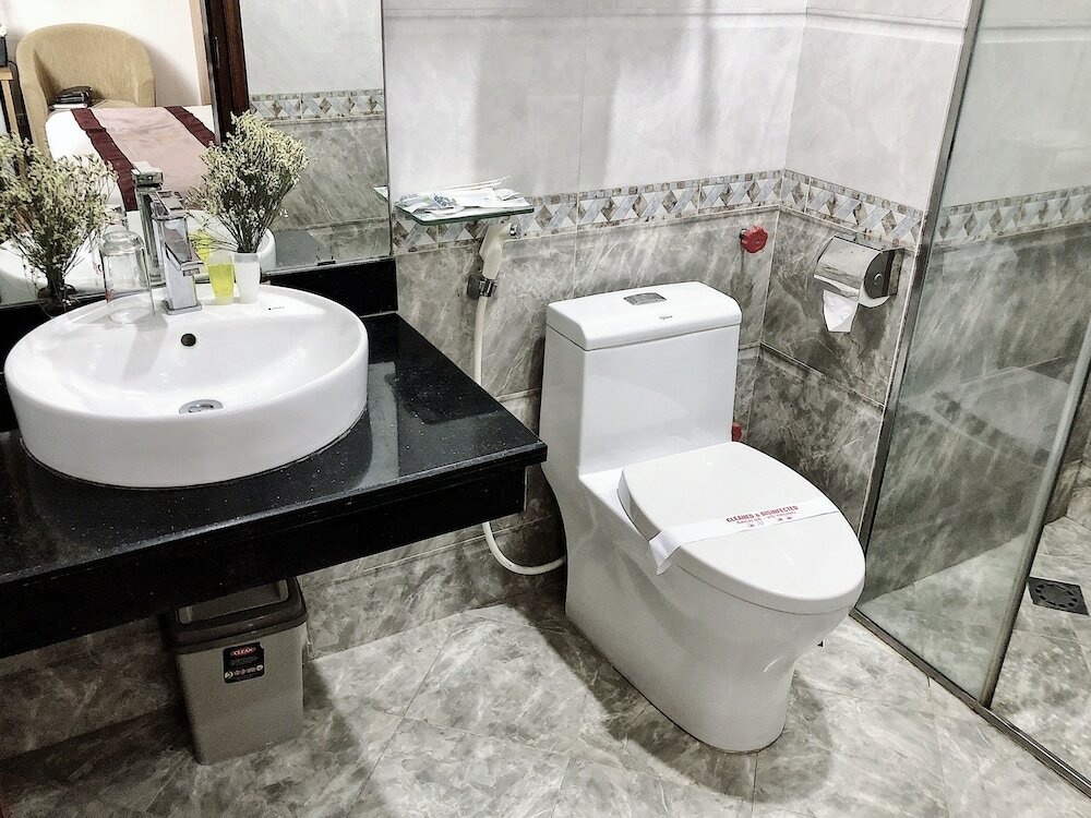 Фото New Lotus Hotel