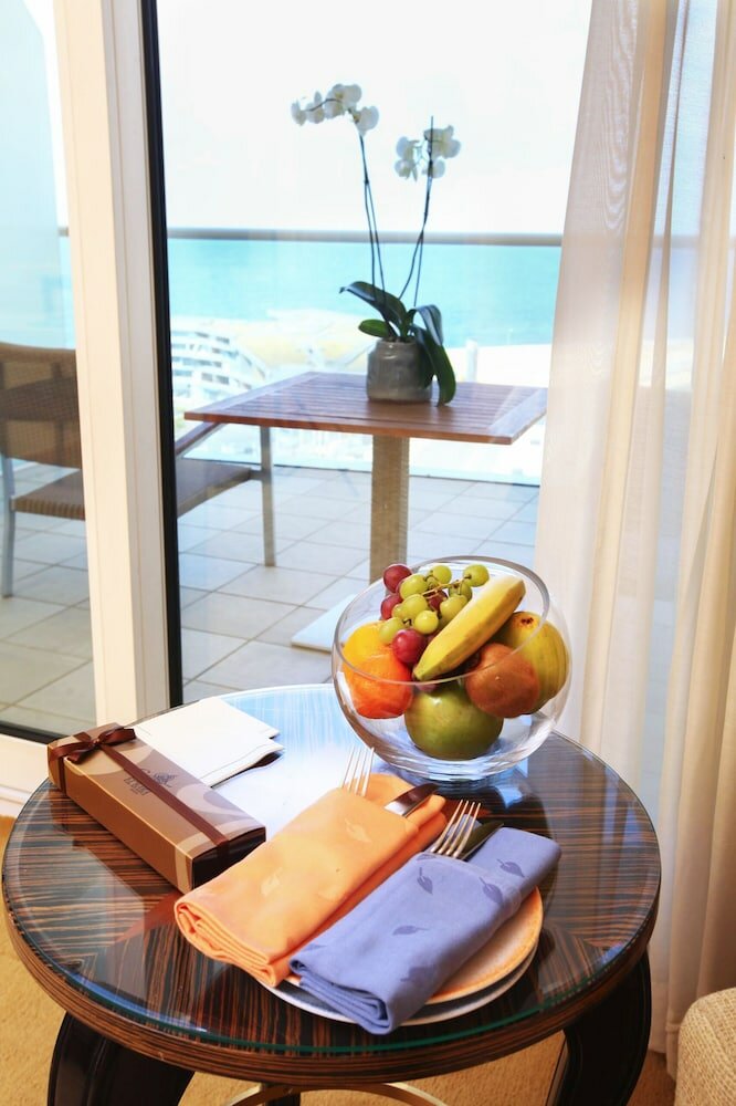 Фото Four Seasons Hotel Beirut