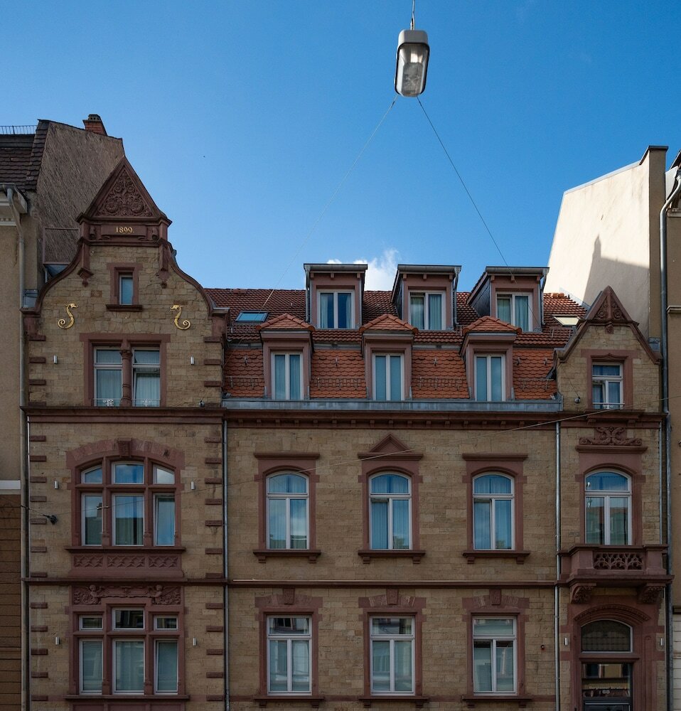 Фото Qube Hotel Bergheim